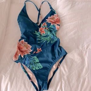KONA SOL V Neckline One Piece Size S